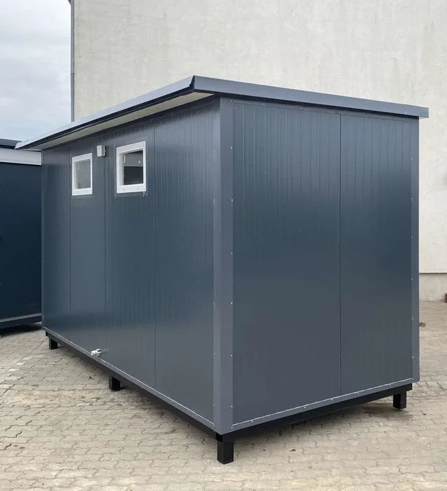 Contenedor Sanitario 4 × 2 m – WC Doble con Duchas
