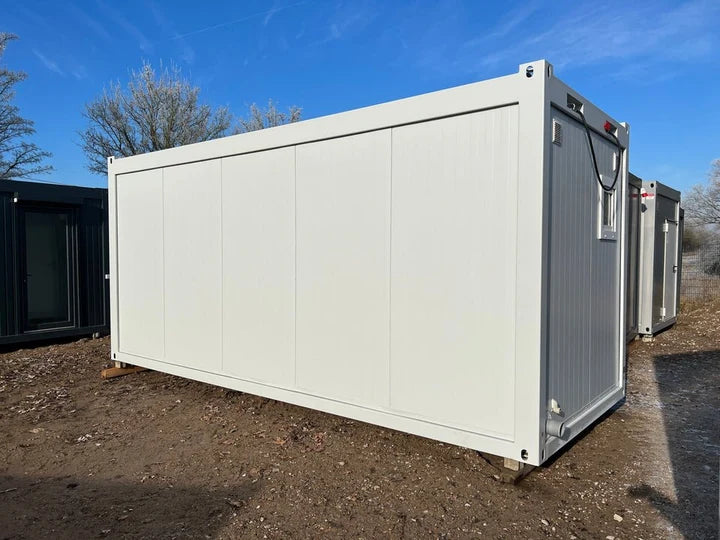CONTENEDOR SANITARIO DE 6,00 x 2,44 M CON 5 SANITARIOS