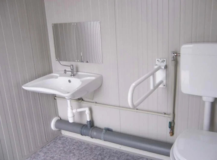BLOQUE SANITARIO PMR NUEVO CON WC PMR, LAVABO PMR, WC ESTÁNDAR Y LAVAMANOS €2.100,00